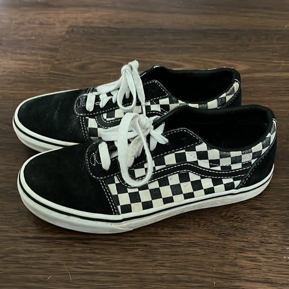 Checkered Vans - Picture 4 of 5
